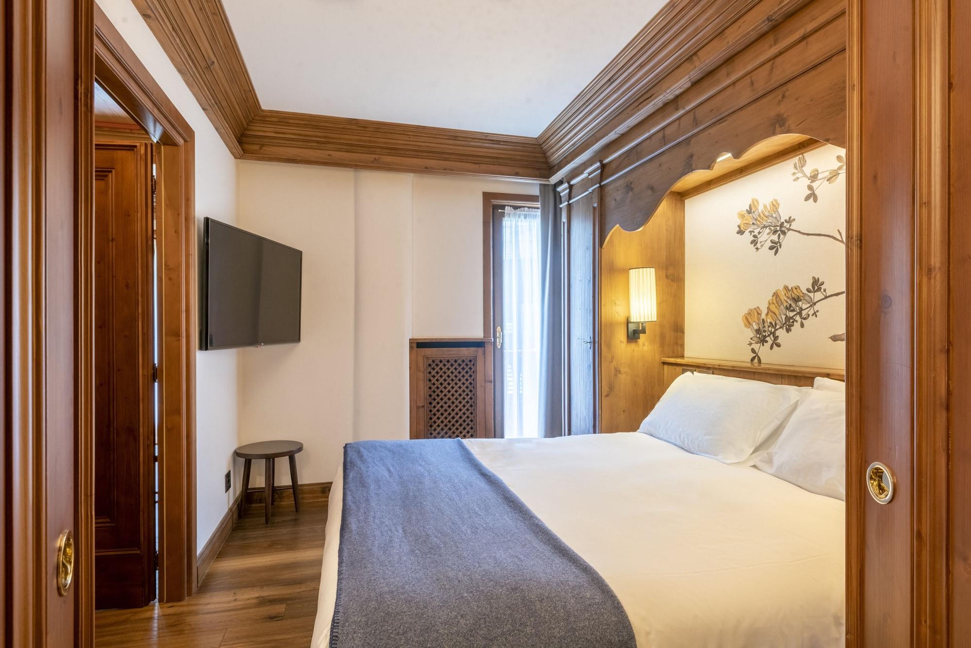 Faloria Mountain Spa Resort Кортина д'Ампецо Екстериор снимка