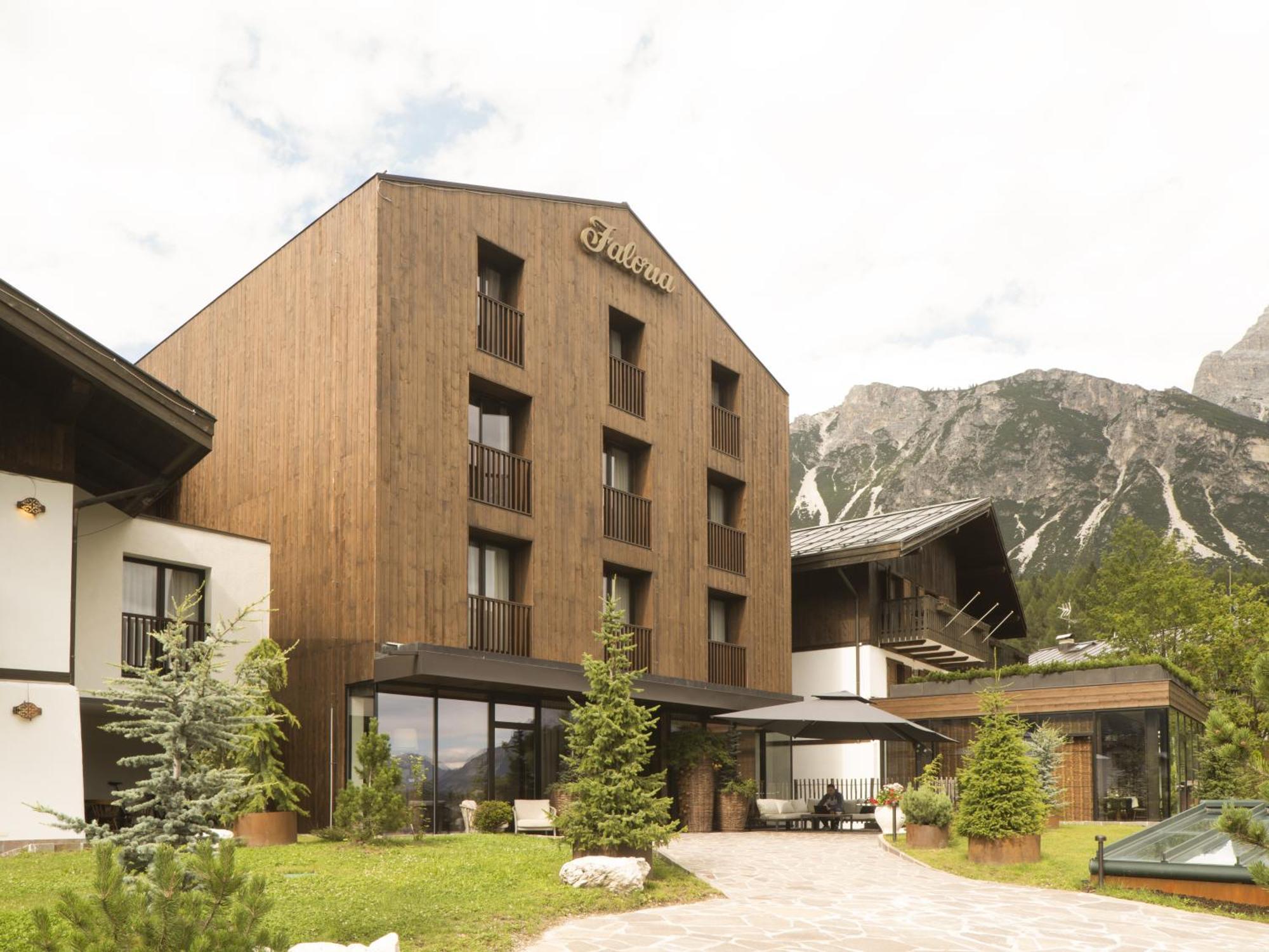 Faloria Mountain Spa Resort Кортина д'Ампецо Екстериор снимка